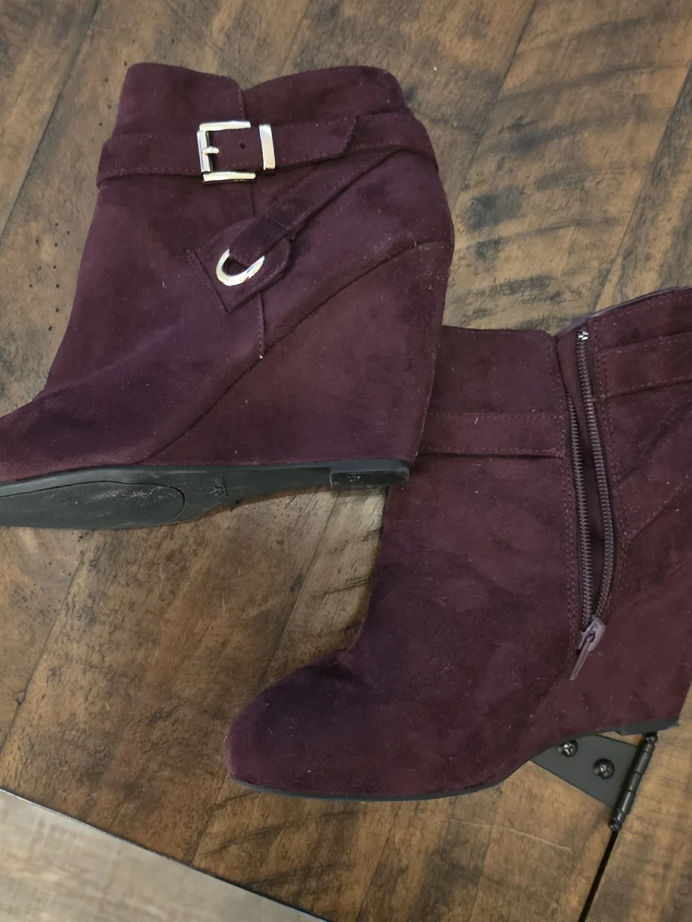 Women's Burgundy  Wedge Booties